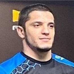 upplev spänningen i fight night 40 med den heta matchen mellan lukas gabriel och magomed akayev. missa inte en kväll fylld av action och kamp!