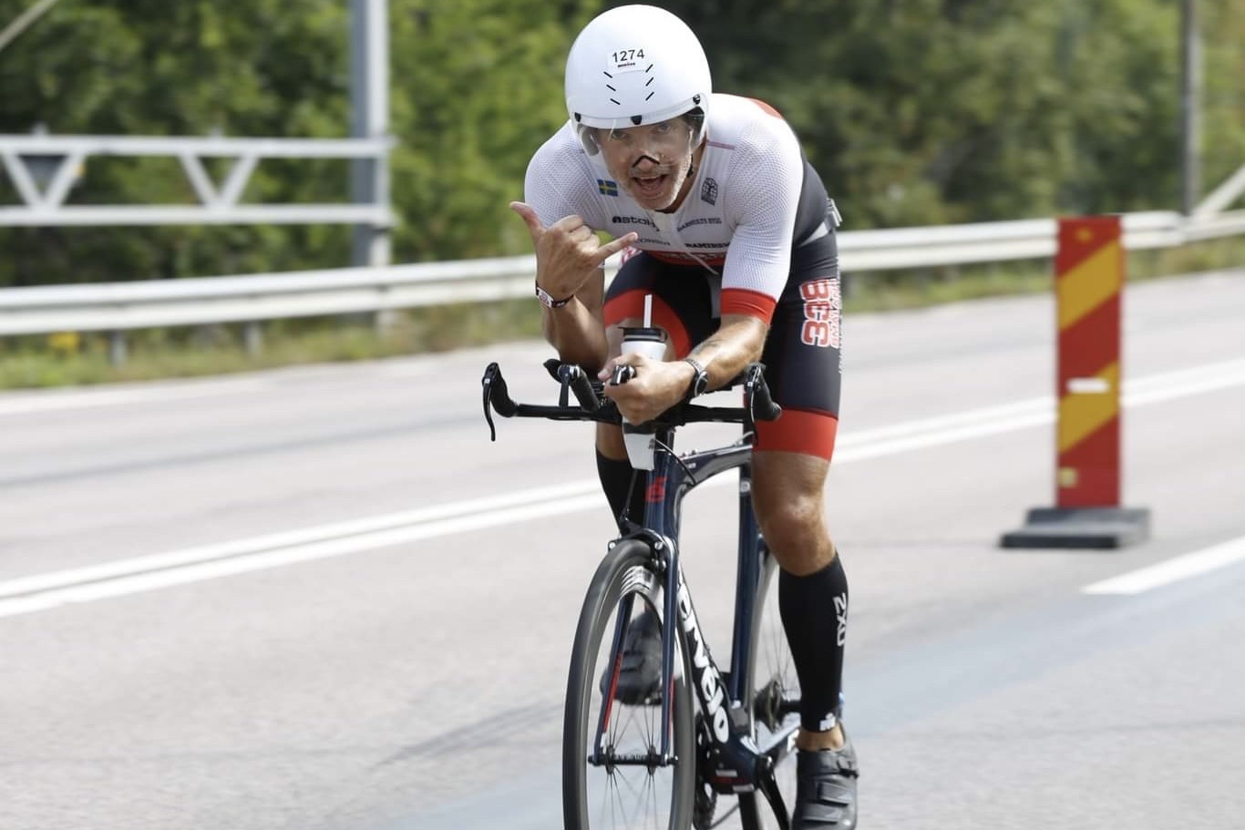 upptäck spänningen i långdistanslöpning och cykeltävling i ujimqin – en unik utmaning för uthållighet och snabbhet i hjärtat av mongoliet.