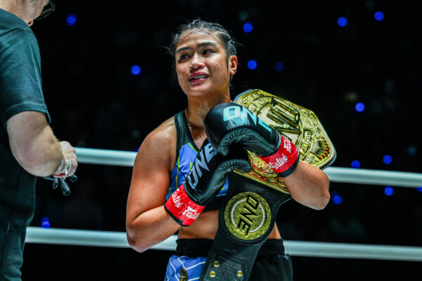 få de senaste resultaten från one fight night 40 mma: hu, tynan och lee dominerar sina matcher med imponerande prestationer och spännande fighter.